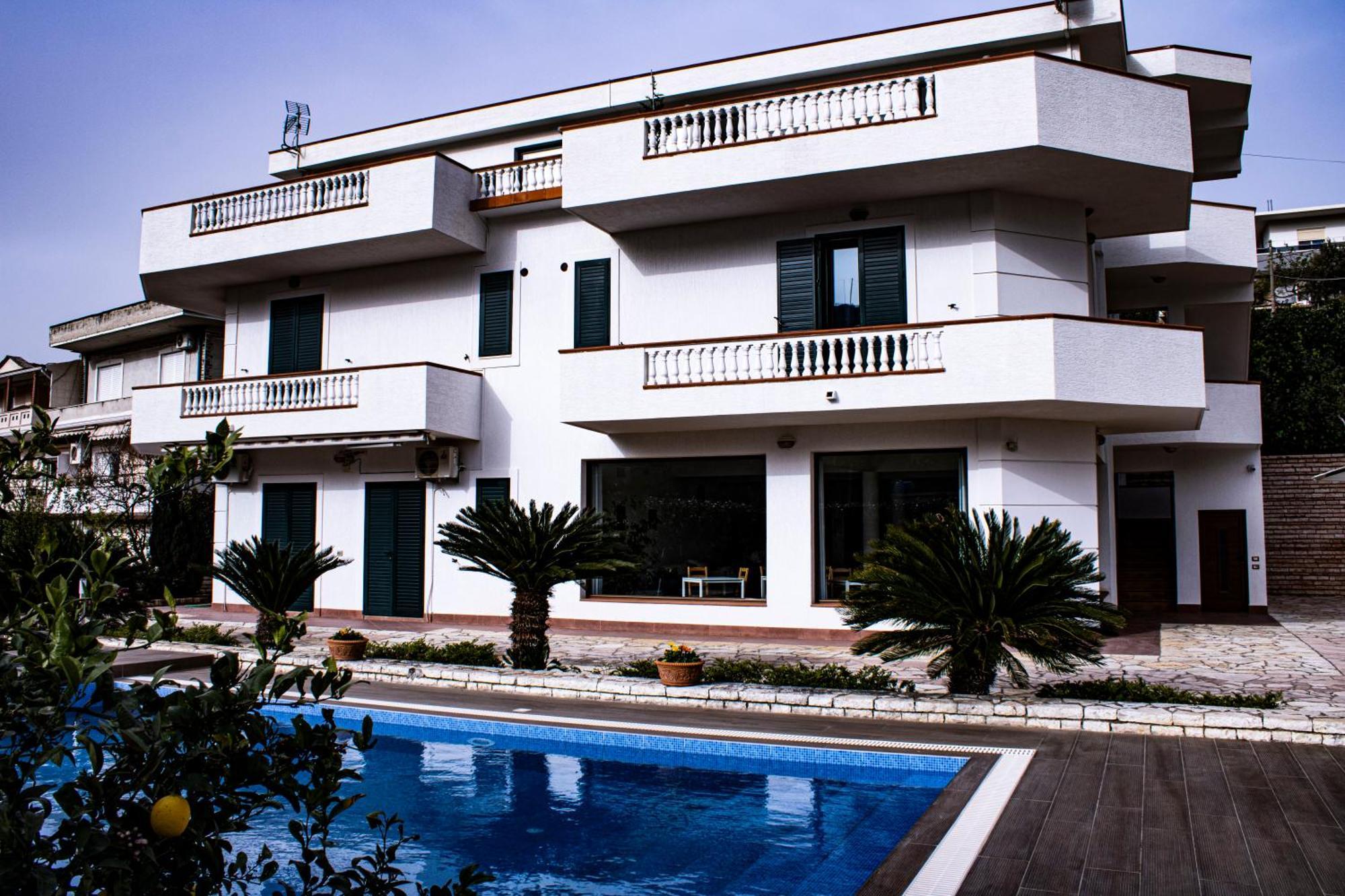 Villa La Quiete - Adults Only Cuke ภายนอก รูปภาพ