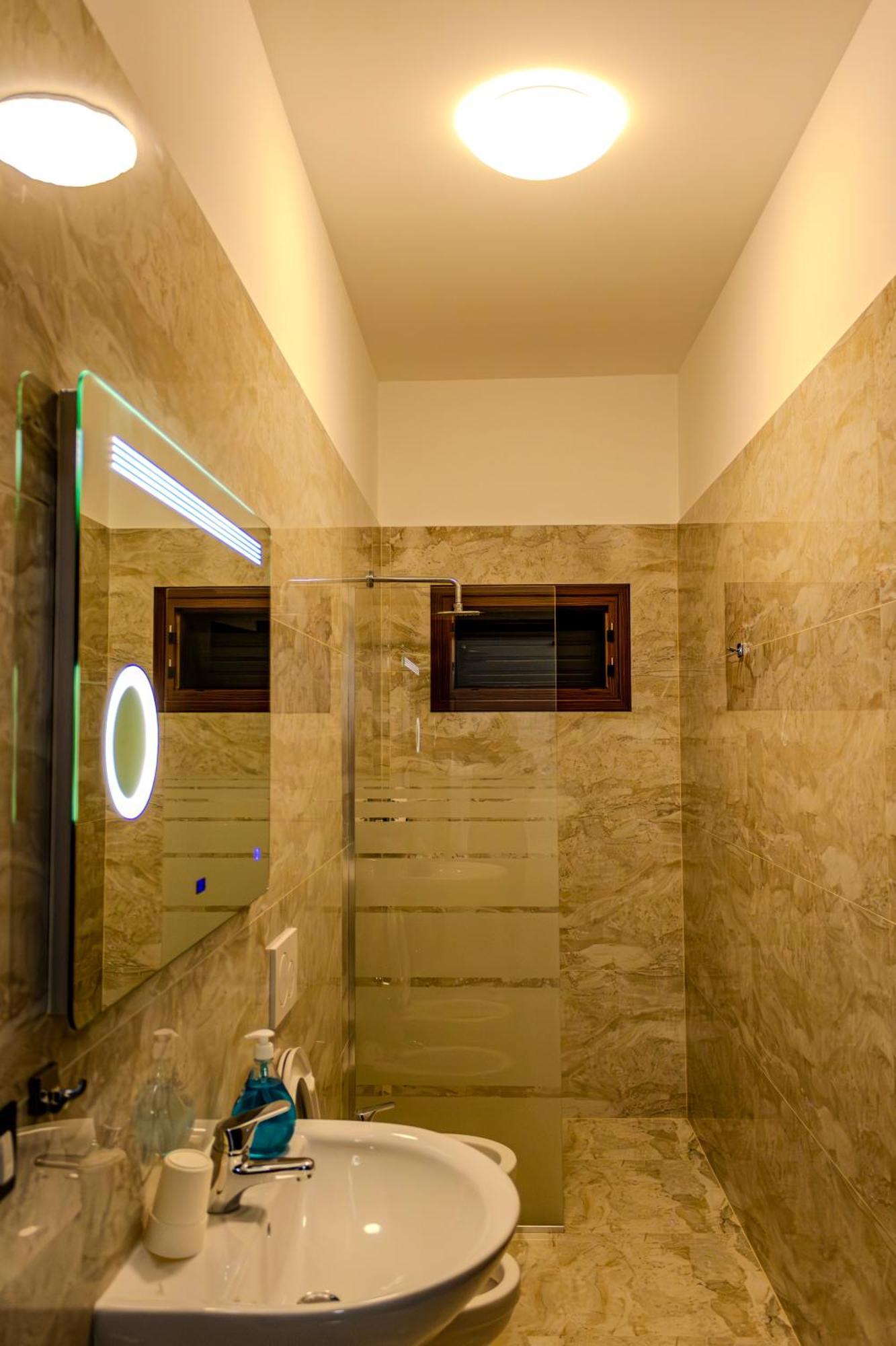 Villa La Quiete - Adults Only Cuke ภายนอก รูปภาพ